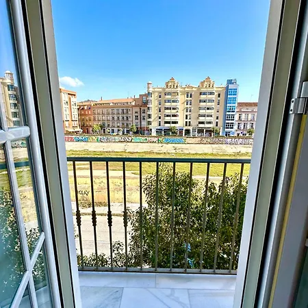 Apartamento Malaga Centro Con Vistas Al Casco Historico Exterior photo